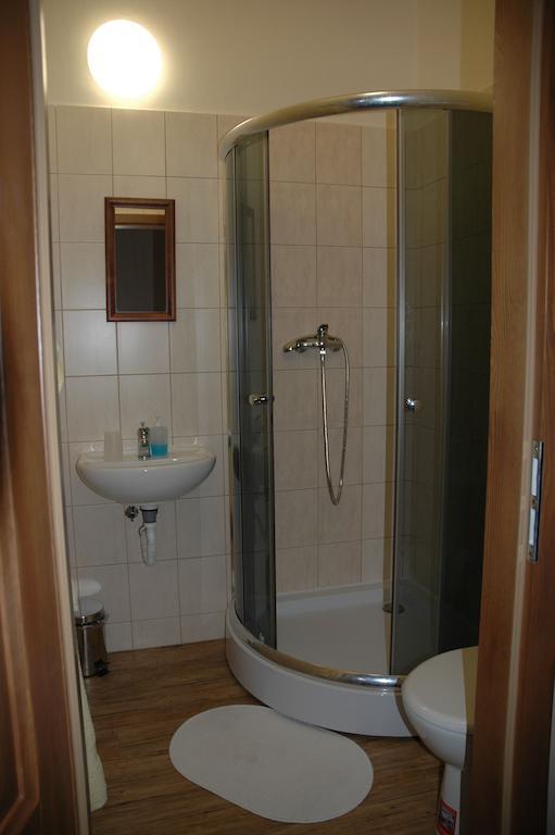 Hotel Mrazek Pardubice Cameră foto